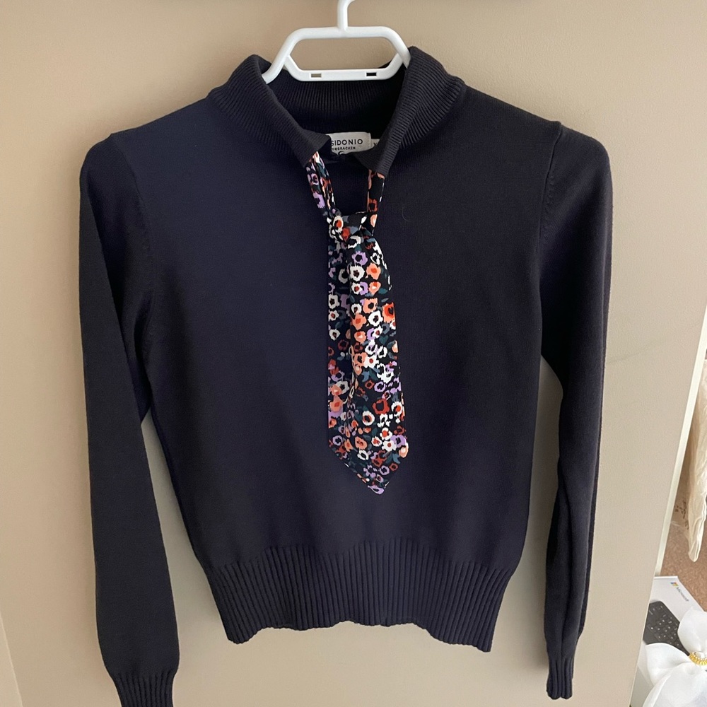 BRAND NEW Lili Sidonio Front Tie Top